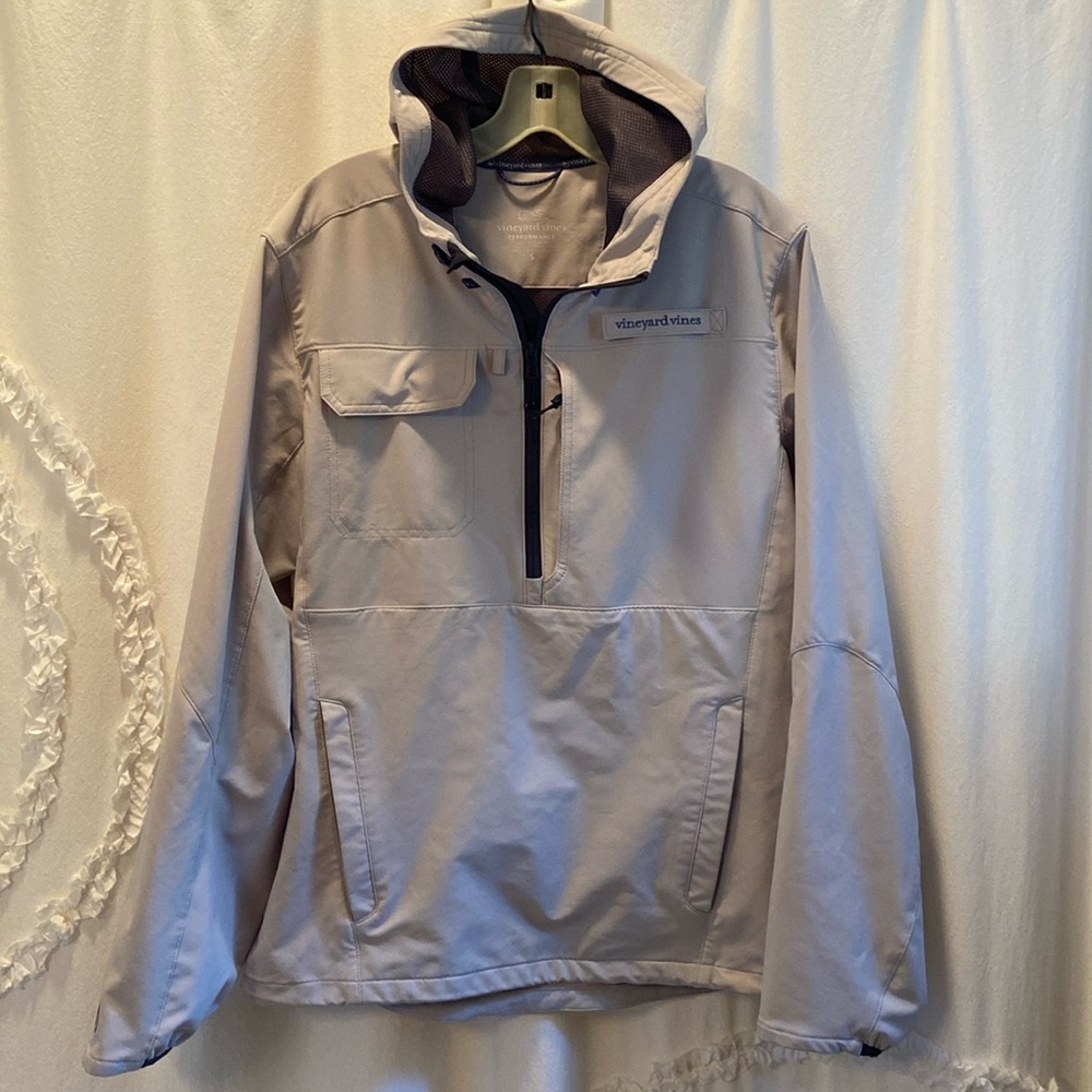 Vineyard Vines Harbor 1/2-Zip Windbreaker in Pebble size S